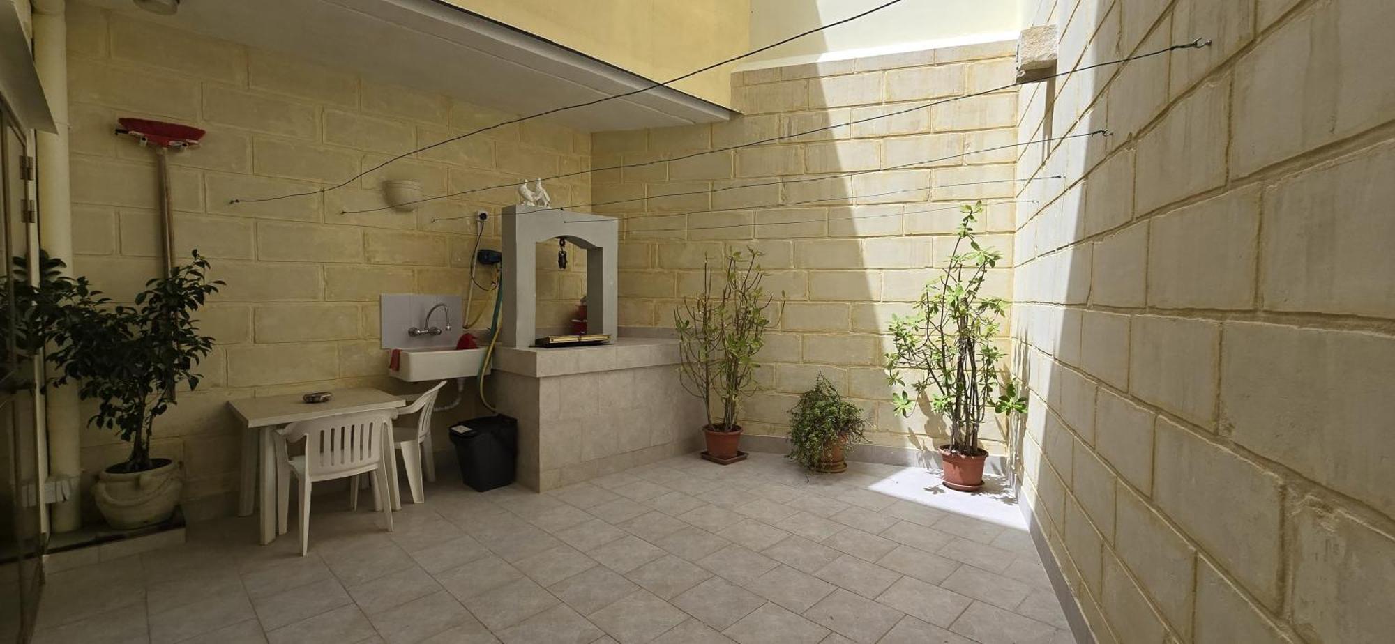 Lourdes House Apartment ซาน กวานน์ ภายนอก รูปภาพ